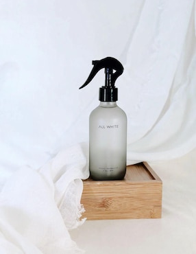 Spray textil B.kind & Beyond aerosol y ambientador de aroma lavanda