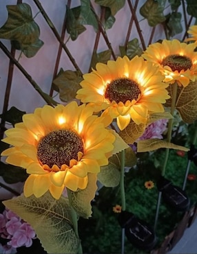 Lámpara Led CM-TOP Flor Girasol Solar LED para Jardín